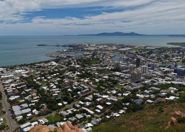 https://www.reddit.com/r/australia/comments/kyyerf/a_view_from_the_top_of_castle_hill_townsville/